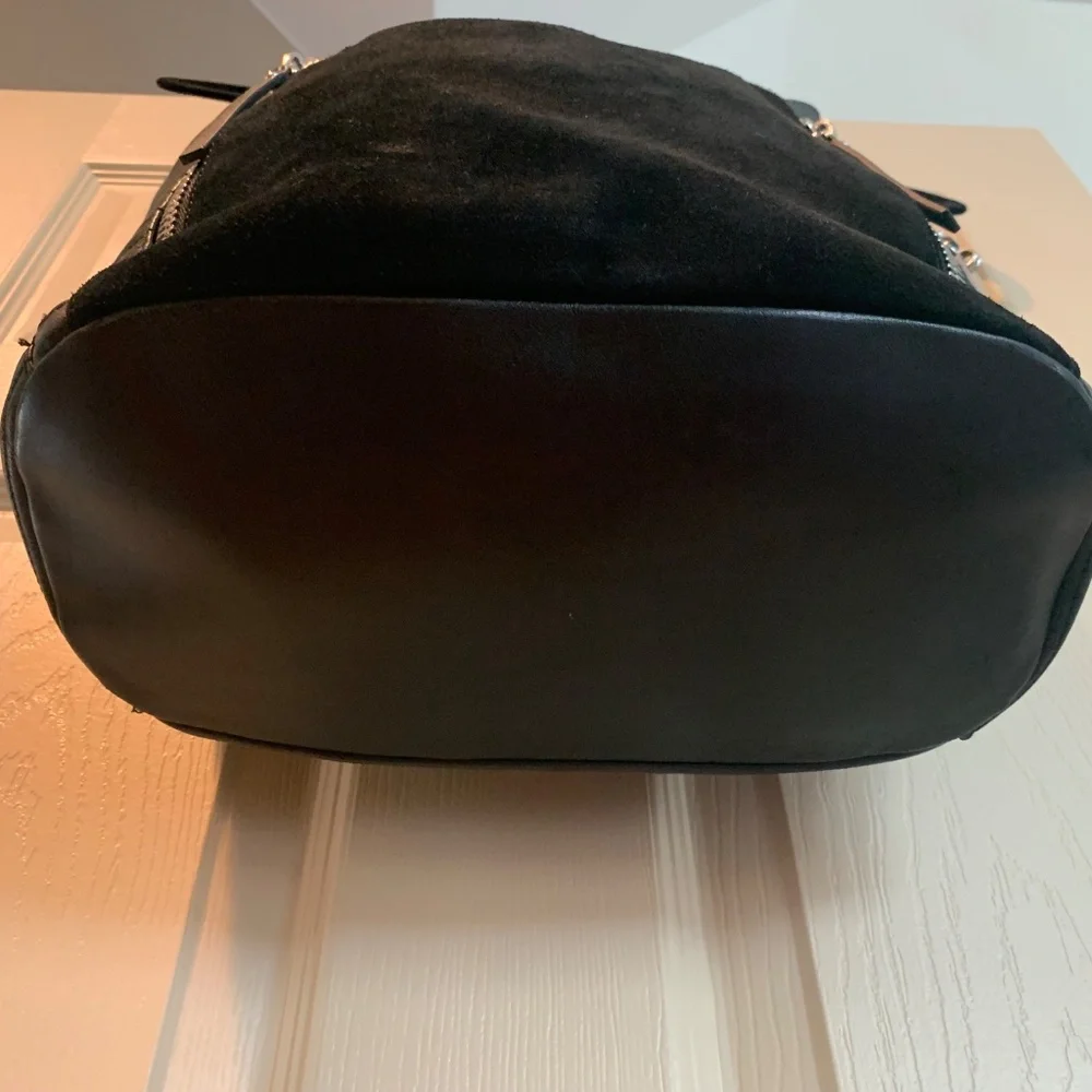 Vince Camuto Black Leather/Suede Hobo Handbag